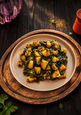 ALOO METHI (brambory s listy p�skavice) 