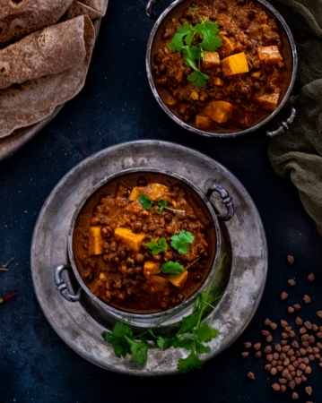 KALA CHANA ALOO