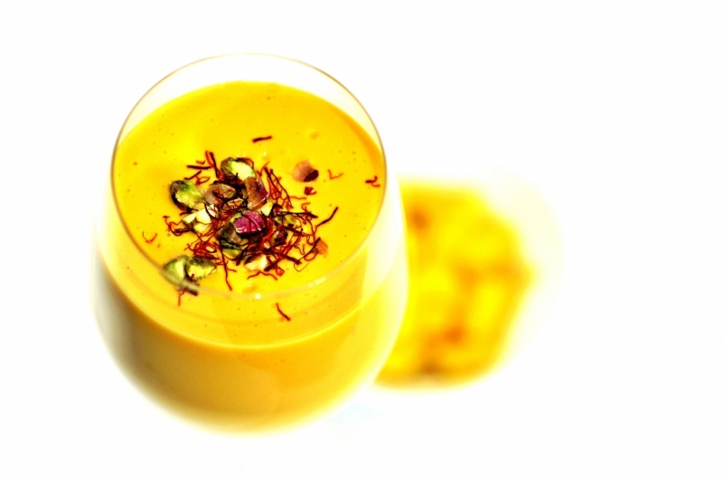 MANGO LASSI